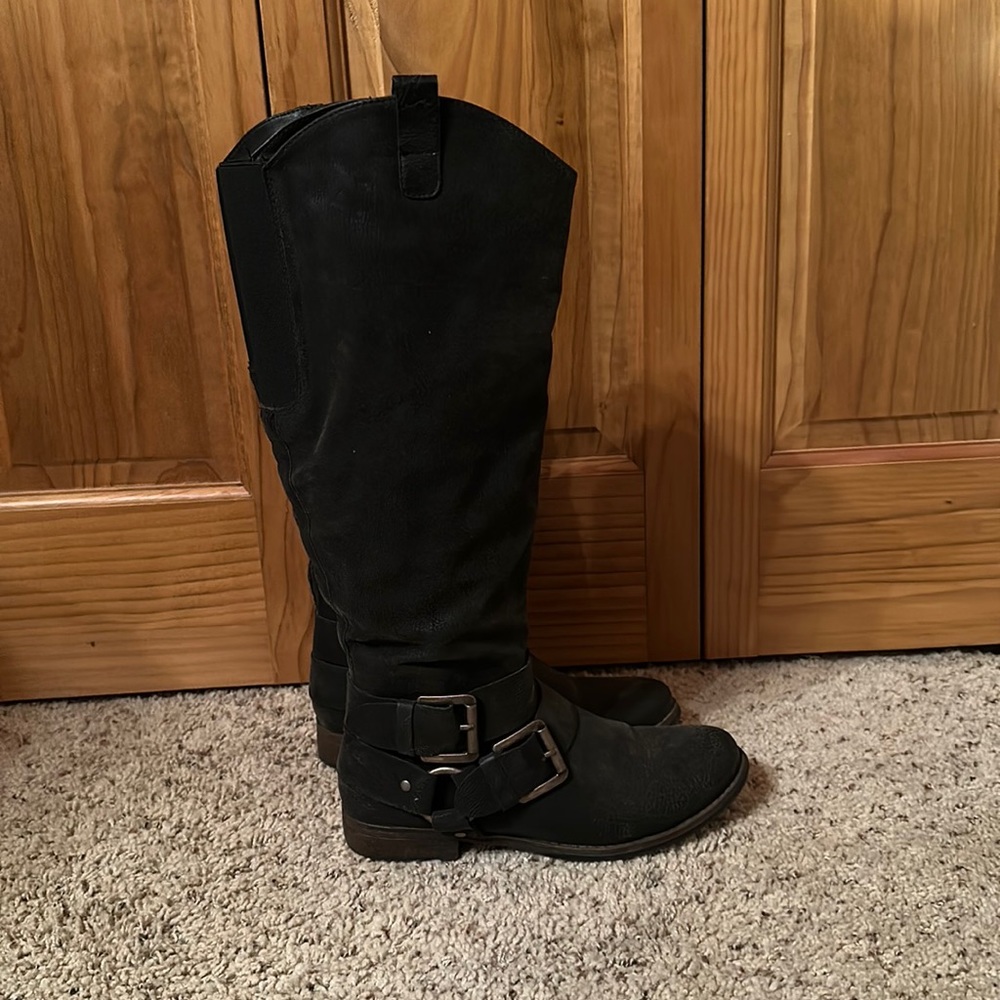 Black zip up boots